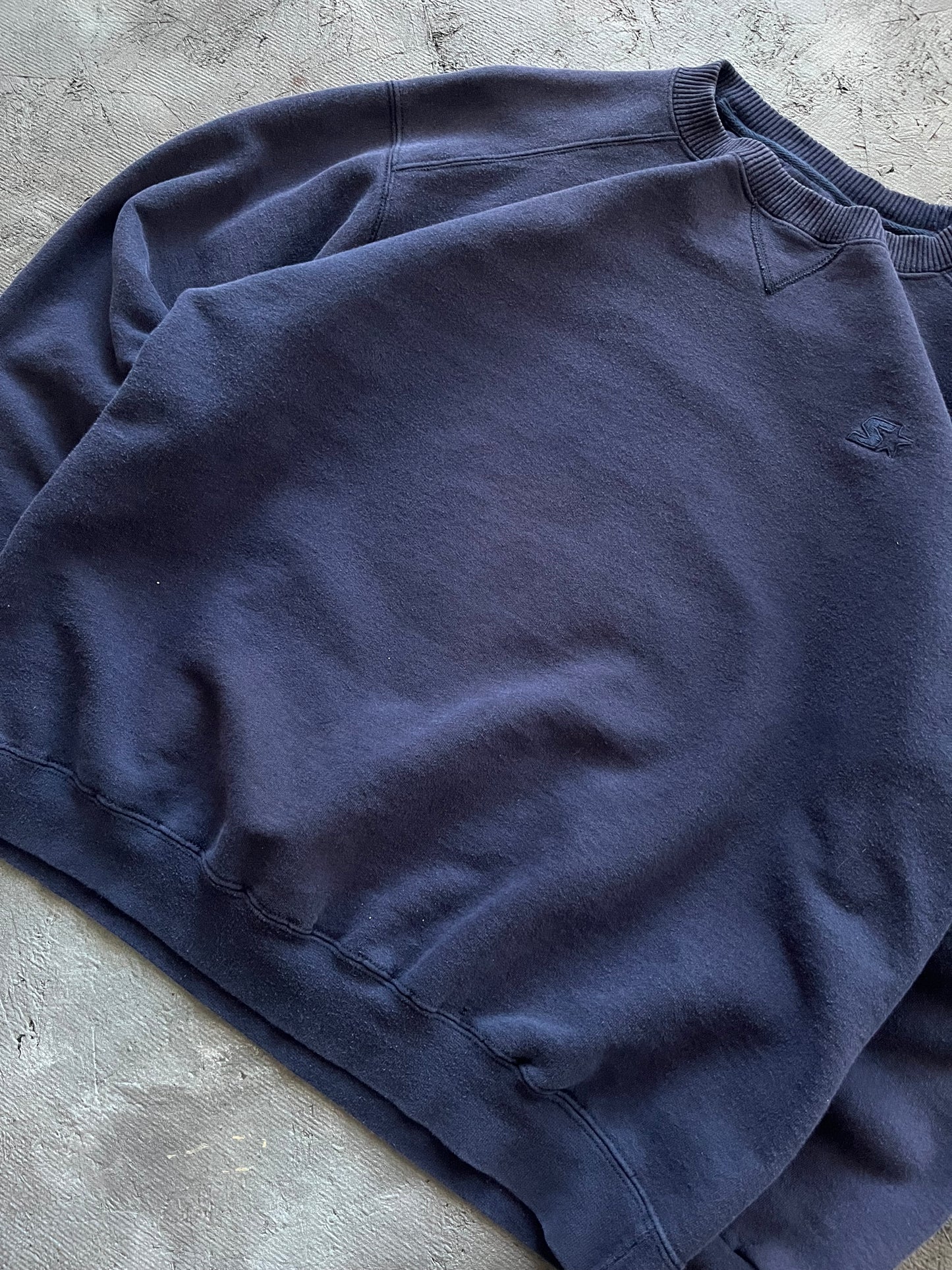 Vintage 2000s Starter Crewneck - L