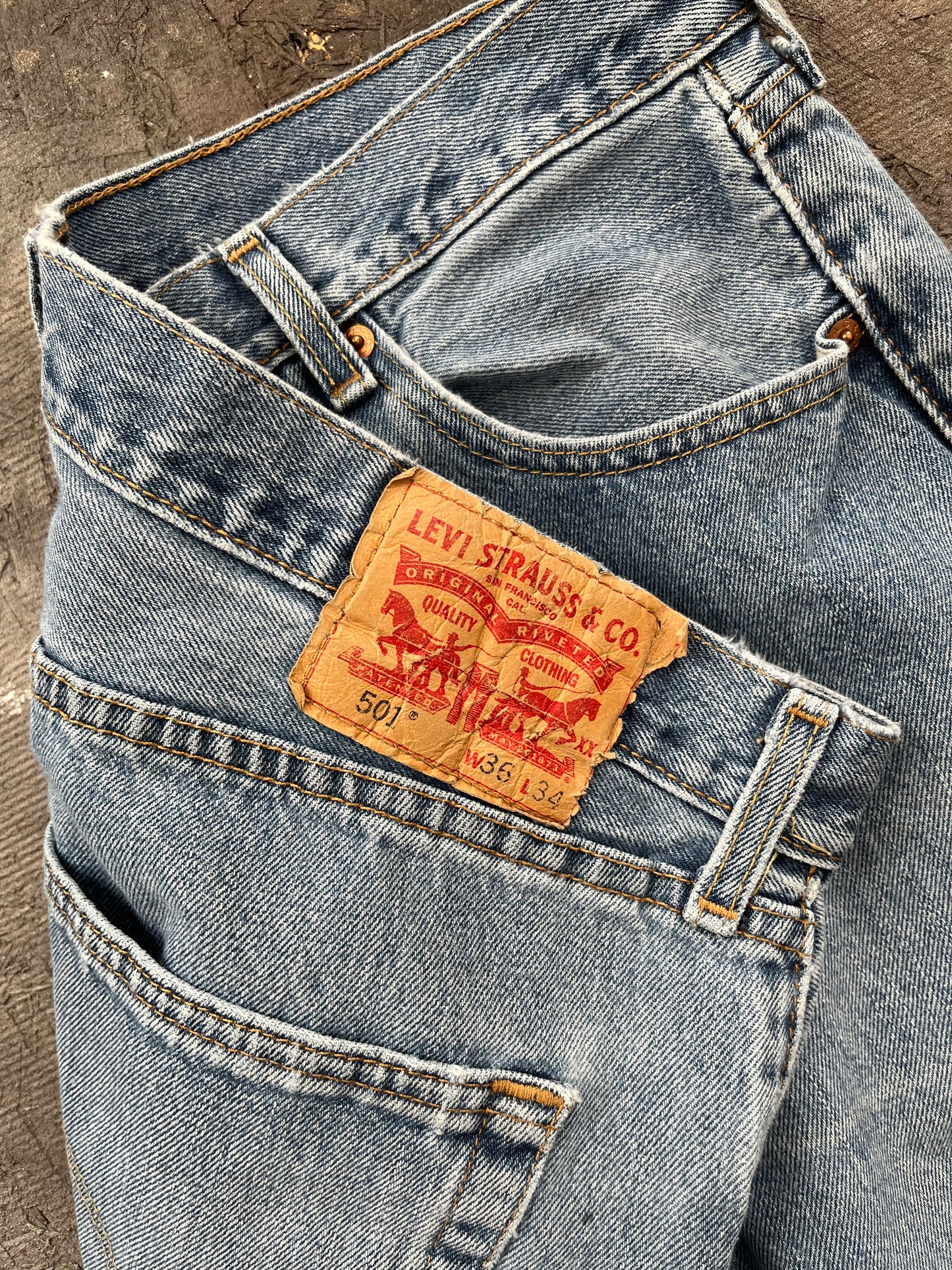 2000s Levi’s 501 Jeans - 36x34