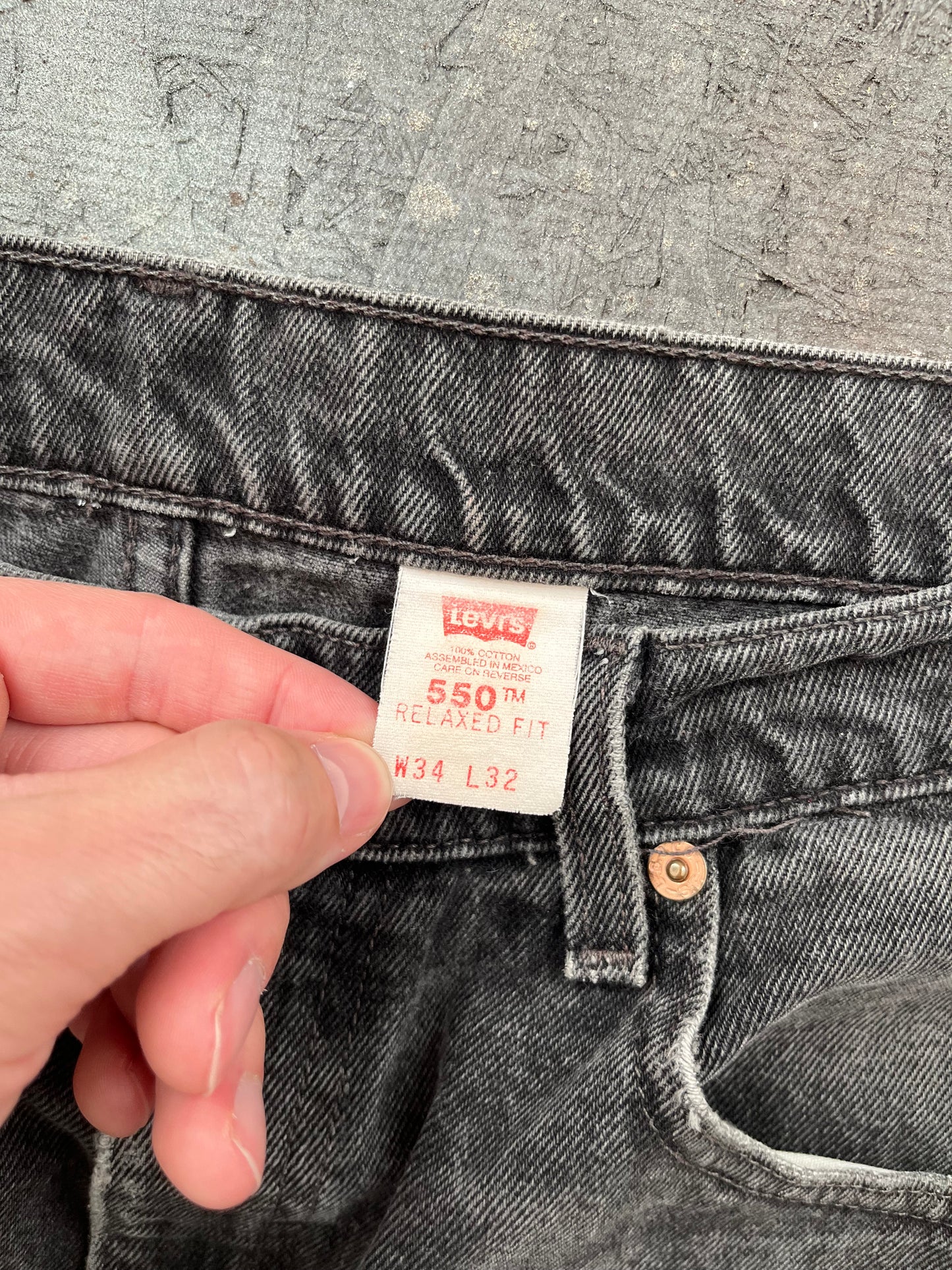 Vintage 1990s Faded Black Levi’s Jeans - 34x32